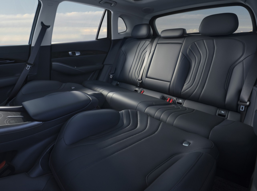Geely_EX5_5.jpg Geely_EX5_5.jpg